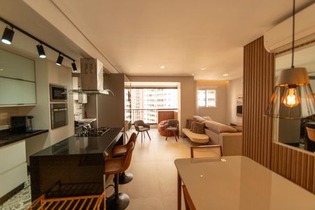 Apartamento para alugar com 82m², 2 quartos e 2 vagas Apartamento para alugar com 82m², 2 quartos e 2 vagasSala de Jantar