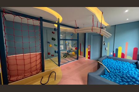 Studio à venda com 24m², 1 quarto e sem vaga Studio à venda com 24m², 1 quarto e sem vagaBrinquedoteca