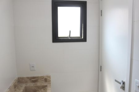 Apartamento à venda com 140m², 3 quartos e 2 vagasBanheiro da Suíte 2