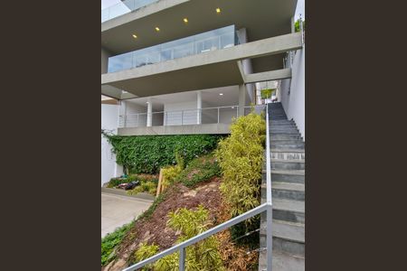 Casa à venda com 330m², 4 quartos e 2 vagasGaragem