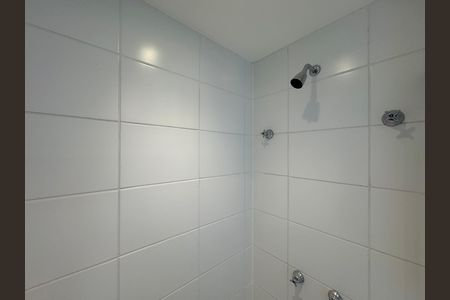 Apartamento para alugar com 60m², 3 quartos e 1 vaga Apartamento para alugar com 60m², 3 quartos e 1 vagaBanheiro da Suíte