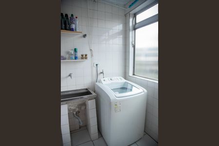 Apartamento à venda com 76m², 2 quartos e 2 vagas Apartamento à venda com 76m², 2 quartos e 2 vagasÁrea de Serviço