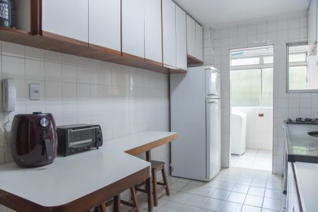 Apartamento à venda com 76m², 2 quartos e 2 vagas Apartamento à venda com 76m², 2 quartos e 2 vagasCozinha