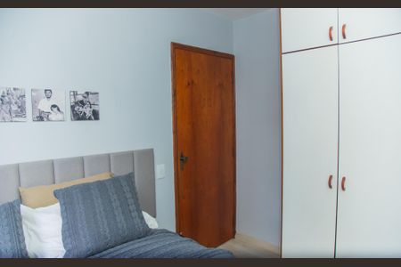 Apartamento à venda com 76m², 2 quartos e 2 vagas Apartamento à venda com 76m², 2 quartos e 2 vagasQuarto 1