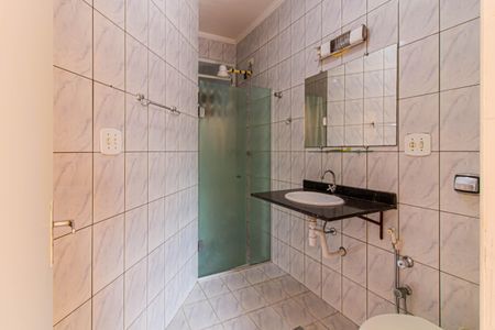 Apartamento à venda com 125m², 4 quartos e sem vagaBanheiro da Suíte