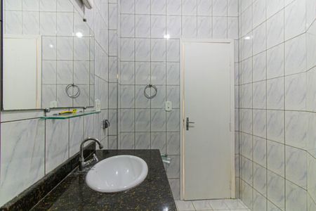Apartamento à venda com 125m², 4 quartos e sem vagaBanheiro da Suíte