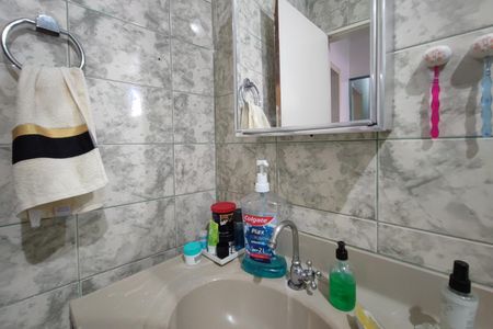 Casa à venda com 220m², 5 quartos e 5 vagas Casa à venda com 220m², 5 quartos e 5 vagasCasa 2 - Banheiro