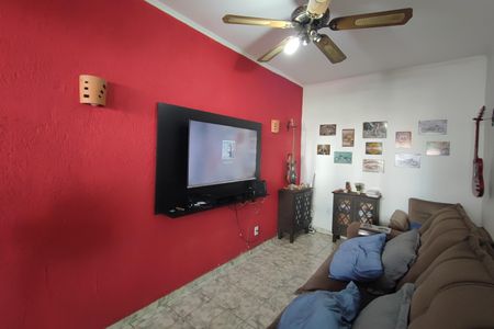 Casa à venda com 220m², 5 quartos e 5 vagas Casa à venda com 220m², 5 quartos e 5 vagasCasa 2 - Sala