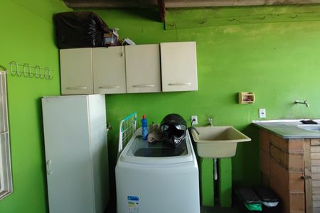 Casa à venda com 220m², 5 quartos e 5 vagas Casa à venda com 220m², 5 quartos e 5 vagasCasa 2 - Área de Serviço