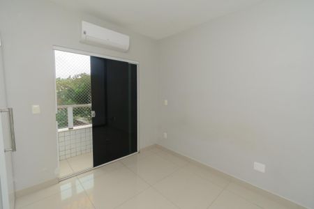 Apartamento à venda com 97m², 3 quartos e 2 vagas Apartamento à venda com 97m², 3 quartos e 2 vagasSuíte