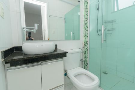 Apartamento à venda com 97m², 3 quartos e 2 vagas Apartamento à venda com 97m², 3 quartos e 2 vagasBanheiro da Suíte