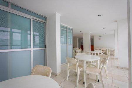Apartamento para alugar com 80m², 2 quartos e 1 vagaÁrea comum - Salão de festas