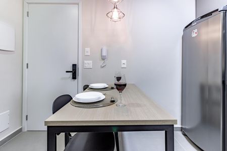 Apartamento para alugar com 28m², 1 quarto e sem vaga