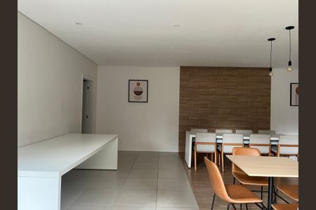 Apartamento para alugar com 24m², 1 quarto e sem vaga Apartamento para alugar com 24m², 1 quarto e sem vagaÁrea comum - Salão de festas