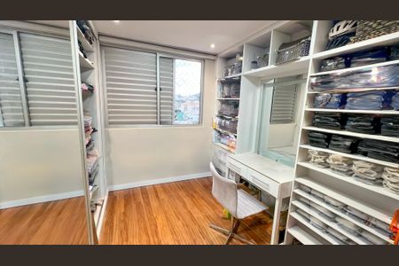 Apartamento à venda com 115m², 4 quartos e 3 vagasQuarto 4