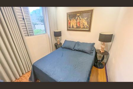 Apartamento à venda com 115m², 4 quartos e 3 vagasQuarto 2
