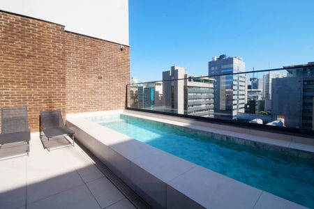 Studio à venda com 20m², 1 quarto e sem vagaÁrea comum - Piscina