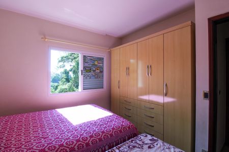 Casa à venda com 300m², 3 quartos e 6 vagas Casa à venda com 300m², 3 quartos e 6 vagasQuarto 2