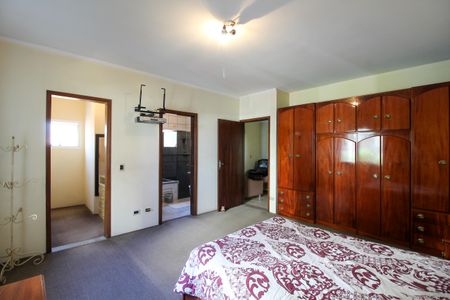 Casa à venda com 300m², 3 quartos e 6 vagas Casa à venda com 300m², 3 quartos e 6 vagasQuarto 1