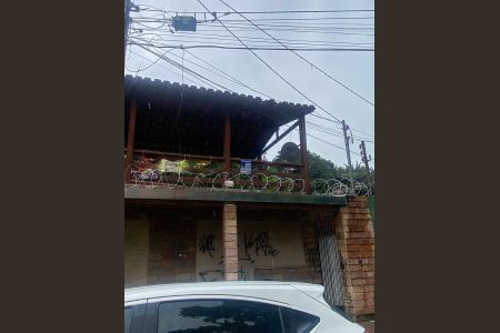 Casa à venda com 500m², 3 quartos e 4 vagasPlaquinha Instalada
