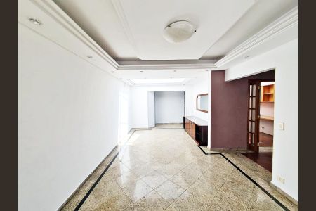 Casa para alugar com 250m², 3 quartos e 4 vagasSala