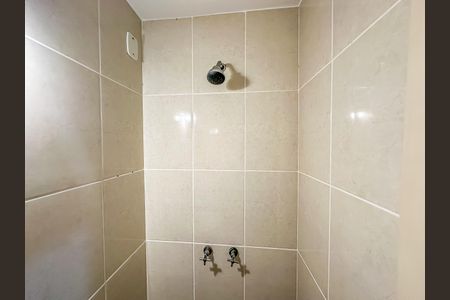 Apartamento para alugar com 96m², 2 quartos e 1 vaga Apartamento para alugar com 96m², 2 quartos e 1 vagaBanheiro de Serviço