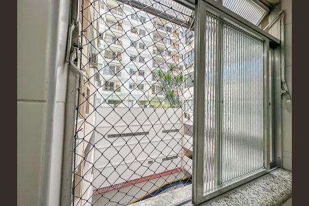 Apartamento para alugar com 96m², 2 quartos e 1 vaga Apartamento para alugar com 96m², 2 quartos e 1 vagaVista - Área de Serviço
