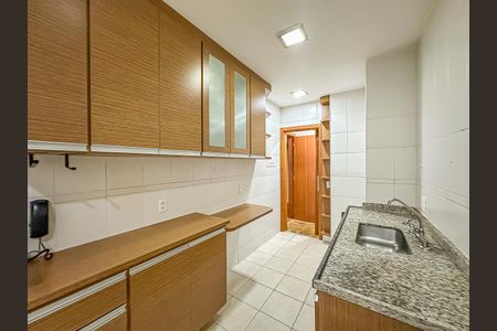 Apartamento para alugar com 96m², 2 quartos e 1 vaga Apartamento para alugar com 96m², 2 quartos e 1 vagaCozinha