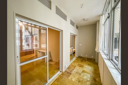 Apartamento para alugar com 96m², 2 quartos e 1 vaga Apartamento para alugar com 96m², 2 quartos e 1 vagaVaranda - Quarto 1