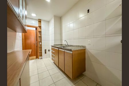 Apartamento para alugar com 96m², 2 quartos e 1 vaga Apartamento para alugar com 96m², 2 quartos e 1 vagaCozinha