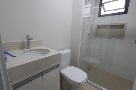 Banheiro de kitnet/studio para alugar com 1 quarto, 24m² em Vila Formosa, São Paulo