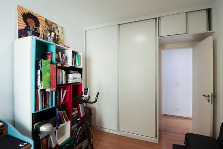 Apartamento à venda com 117m², 3 quartos e 3 vagasQuarto 2