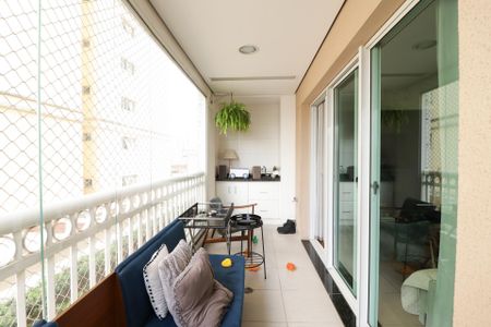 Apartamento à venda com 117m², 3 quartos e 3 vagasVaranda Sala