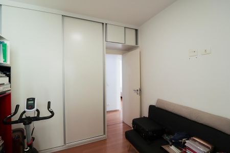 Apartamento à venda com 117m², 3 quartos e 3 vagasQuarto 2