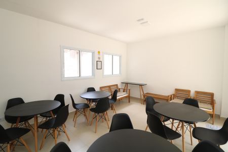 Apartamento à venda com 44m², 1 quarto e sem vagaÁrea comum - Salão de festas