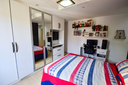 Casa à venda com 167m², 3 quartos e 1 vaga Casa à venda com 167m², 3 quartos e 1 vagaQuarto 1 - Suíte