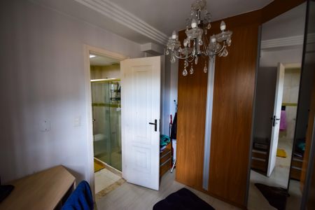 Casa à venda com 167m², 3 quartos e 1 vaga Casa à venda com 167m², 3 quartos e 1 vagaCloset do Quarto 2 - Suíte