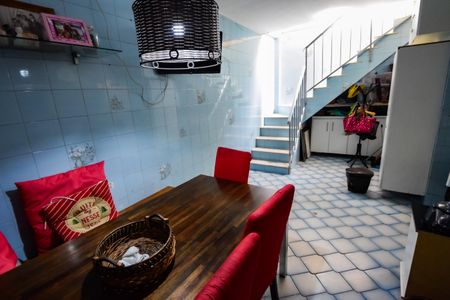 Casa à venda com 167m², 3 quartos e 1 vaga Casa à venda com 167m², 3 quartos e 1 vagaCopa