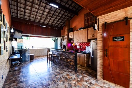 Casa à venda com 167m², 3 quartos e 1 vaga Casa à venda com 167m², 3 quartos e 1 vagaTerraço Gourmet