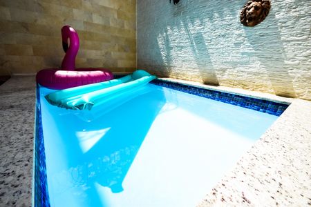 Casa à venda com 167m², 3 quartos e 1 vaga Casa à venda com 167m², 3 quartos e 1 vagaPiscina