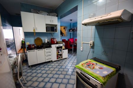 Casa à venda com 167m², 3 quartos e 1 vaga Casa à venda com 167m², 3 quartos e 1 vagaCozinha