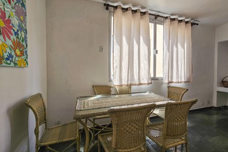 Apartamento para alugar com 60m², 2 quartos e 1 vagaSala