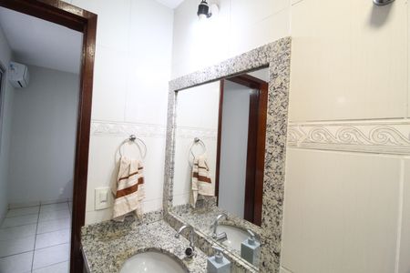 Apartamento para alugar com 98m², 3 quartos e 2 vagasBanheiro da Suíte