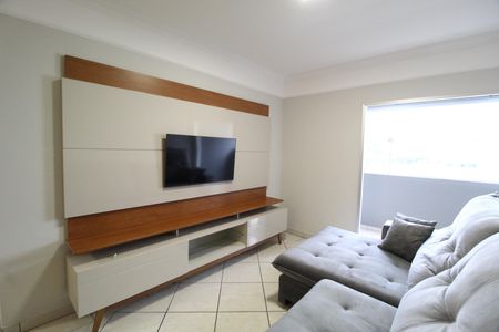 Apartamento para alugar com 98m², 3 quartos e 2 vagasSala