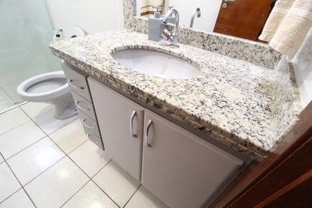 Apartamento para alugar com 98m², 3 quartos e 2 vagasBanheiro Social