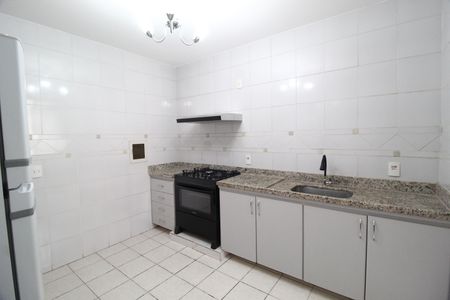 Apartamento para alugar com 98m², 3 quartos e 2 vagasCozinha