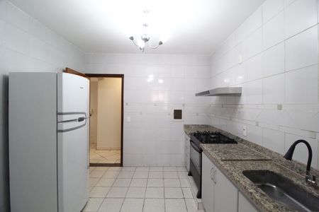Apartamento para alugar com 98m², 3 quartos e 2 vagasCozinha