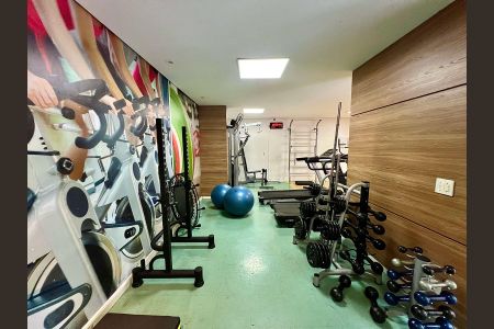 Apartamento à venda com 104m², 2 quartos e 1 vaga Apartamento à venda com 104m², 2 quartos e 1 vagaÁrea comum - Academia