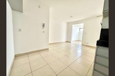 Apartamento à venda com 104m², 2 quartos e 1 vaga Apartamento à venda com 104m², 2 quartos e 1 vagaSala 1