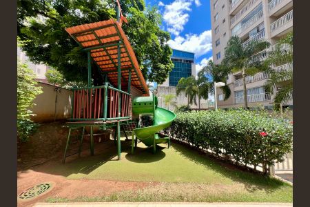 Apartamento à venda com 104m², 2 quartos e 1 vaga Apartamento à venda com 104m², 2 quartos e 1 vagaÁrea comum - Playground